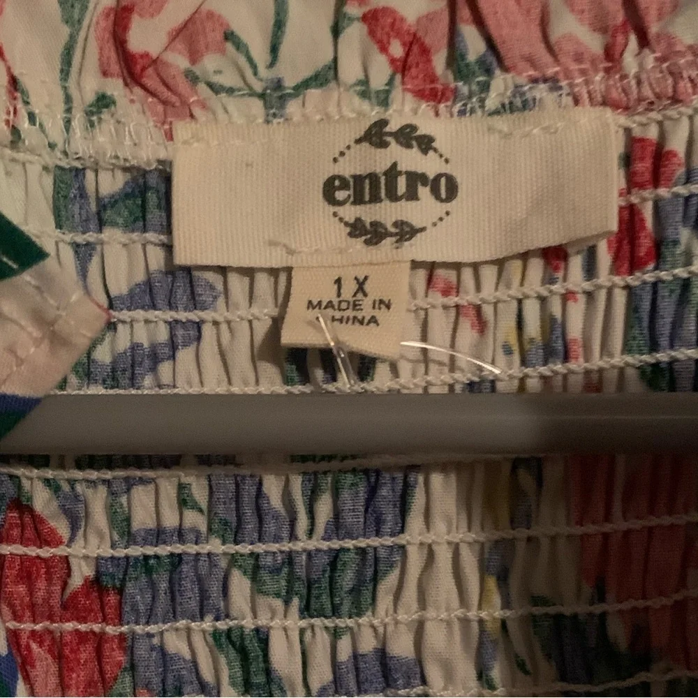 Entro Floral Impressions Blouse, NWOT , size 1X - Picture 4 of 4